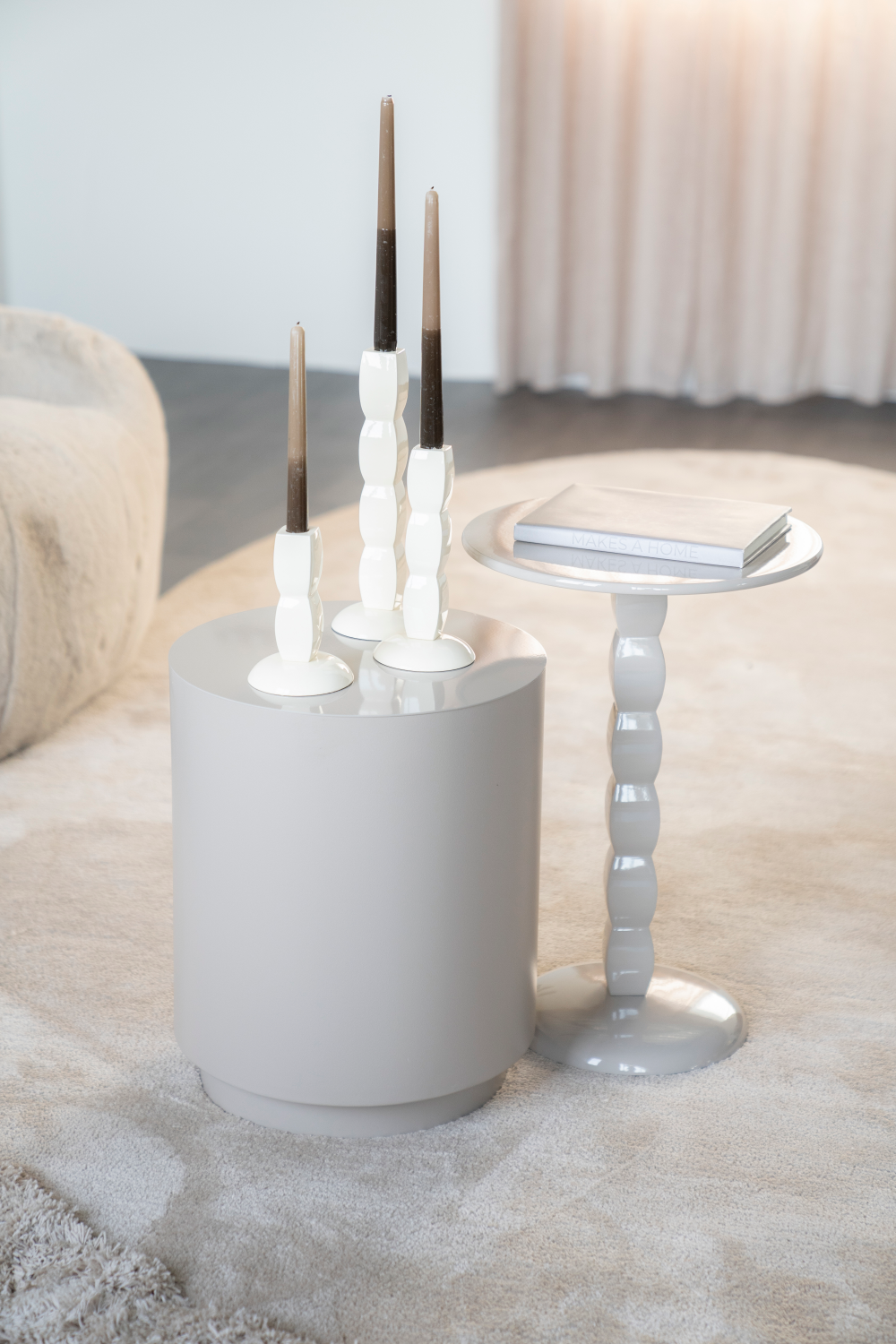 Table d'appoint cylindrique en fer