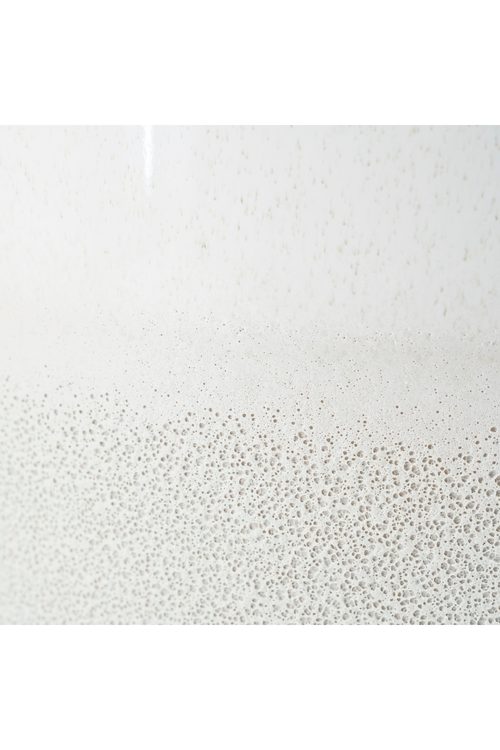 Table d'appoint en céramique blanche