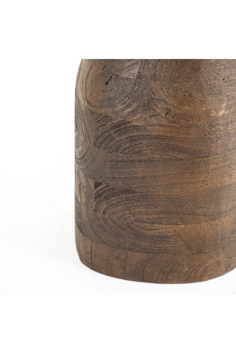Table d'appoint en bois aux formes organiques