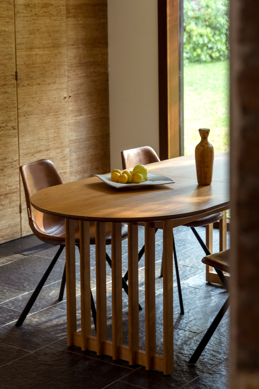 Table à manger ovale réglable en chêne