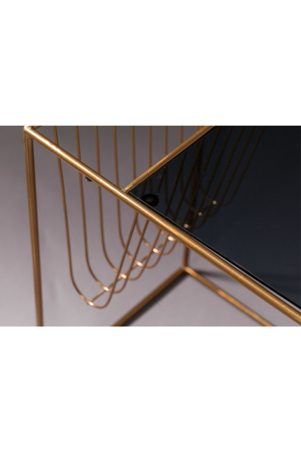 Table d'appoint porte-revues noire