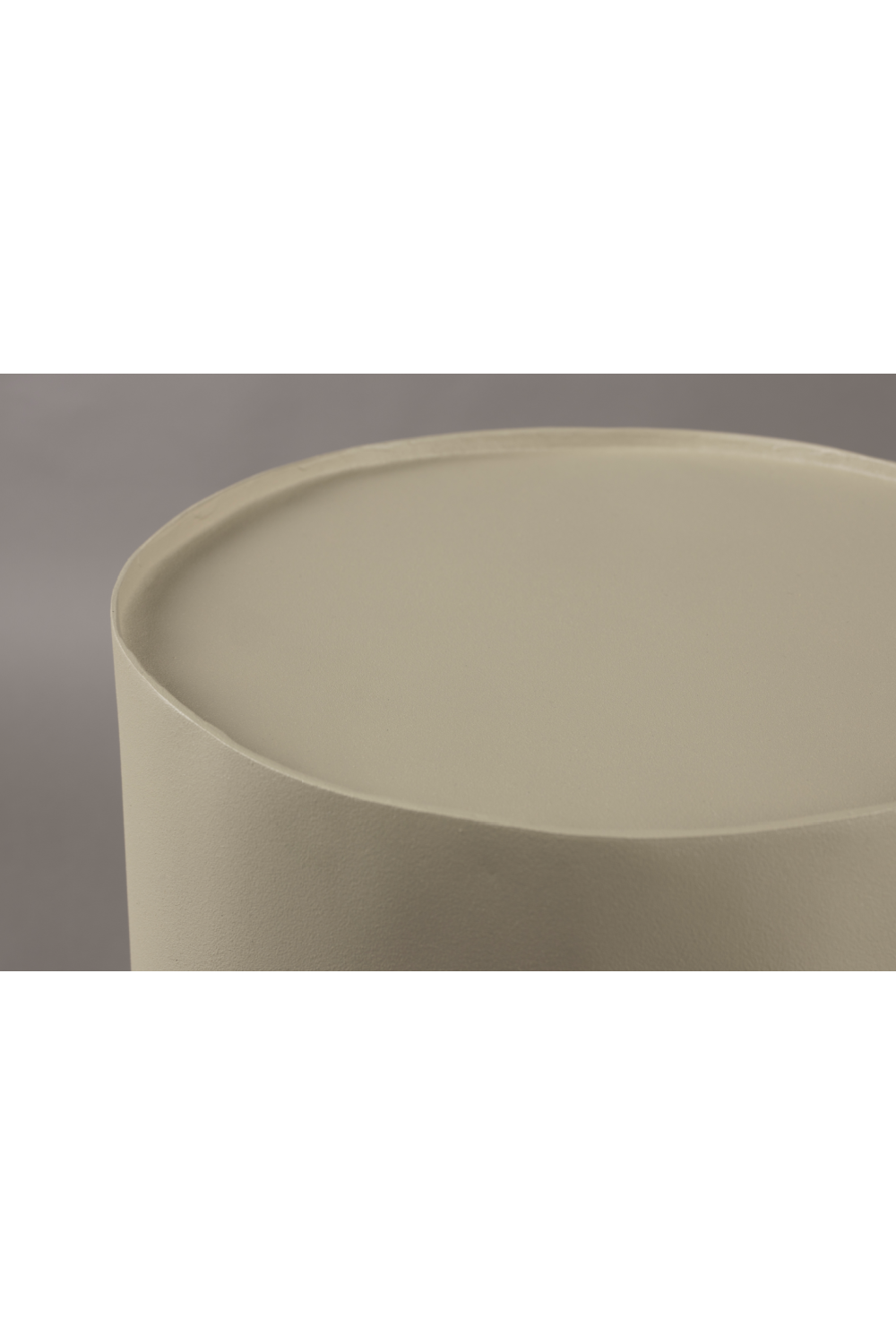 Table d'appoint cylindrique moderne