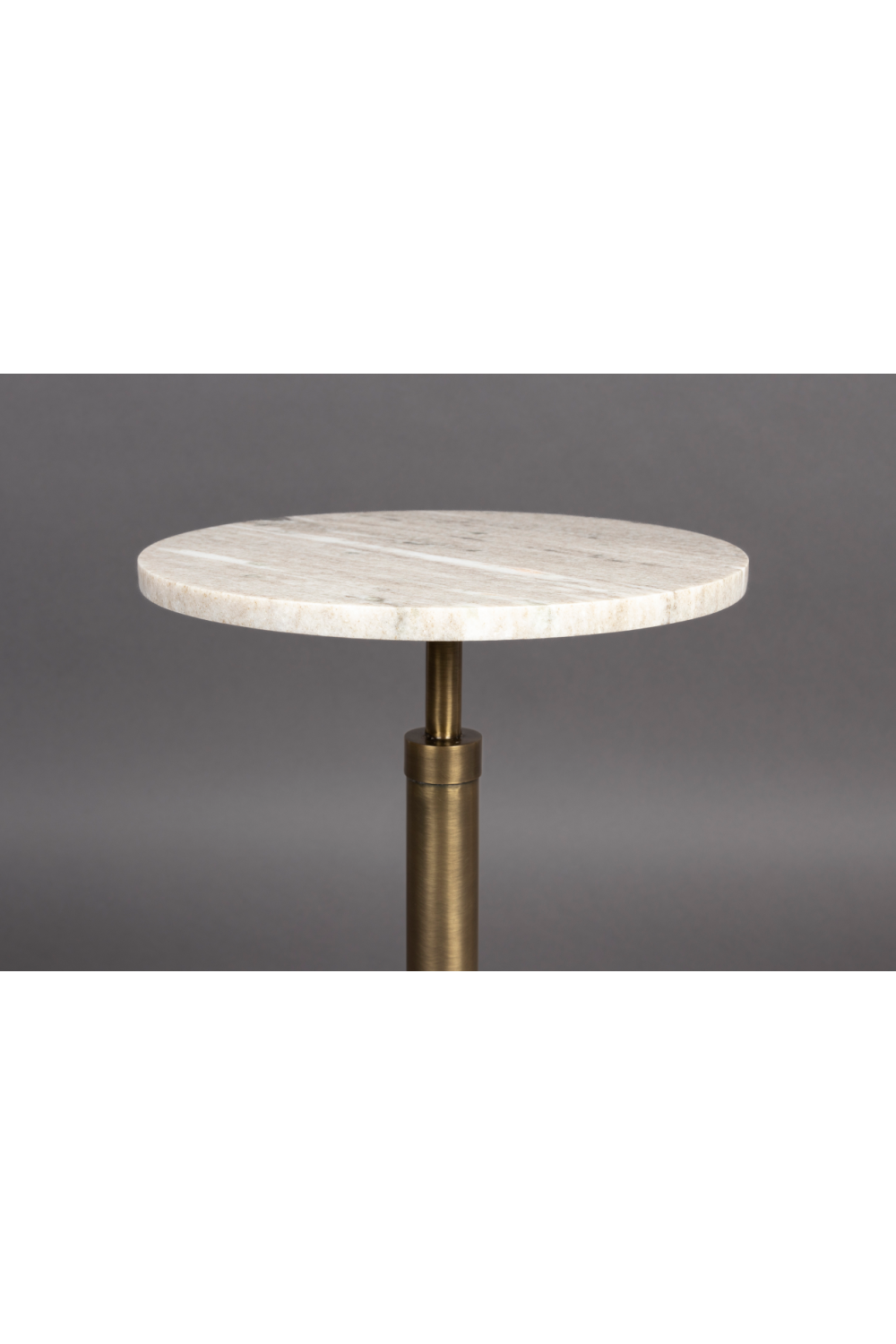 Table d'appoint piédestal doré