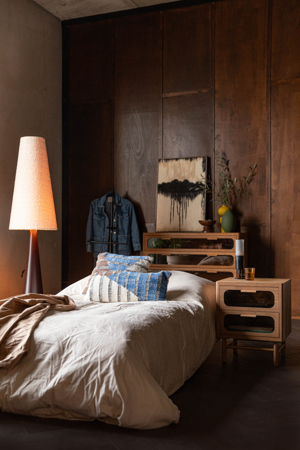 Table d'appoint de rangement en bambou