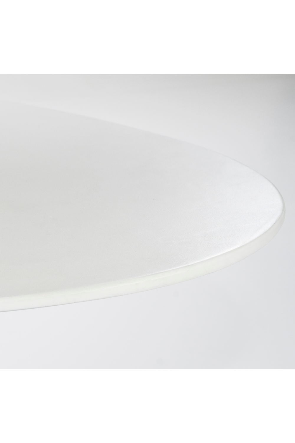 Table à manger ovale blanche