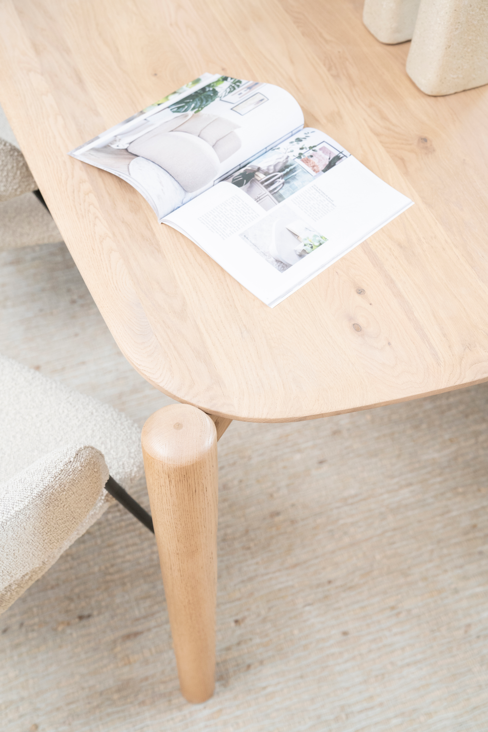 Table à manger scandinave en chêne