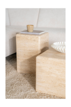 Table d'appoint carrée en travertin