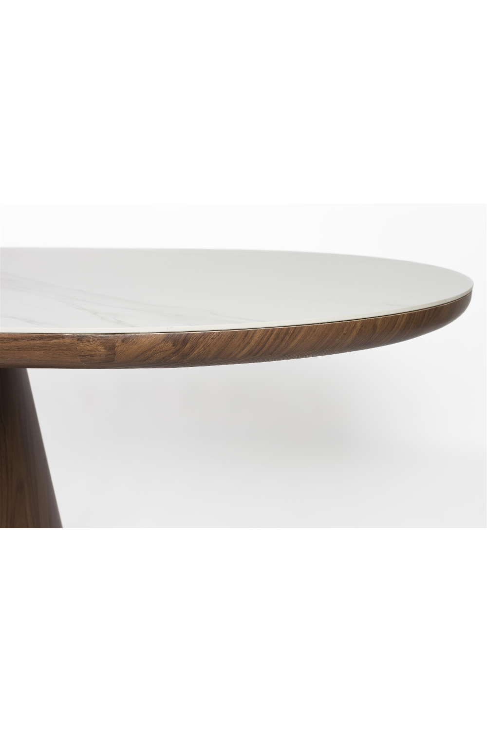 Table à manger ovale en bois