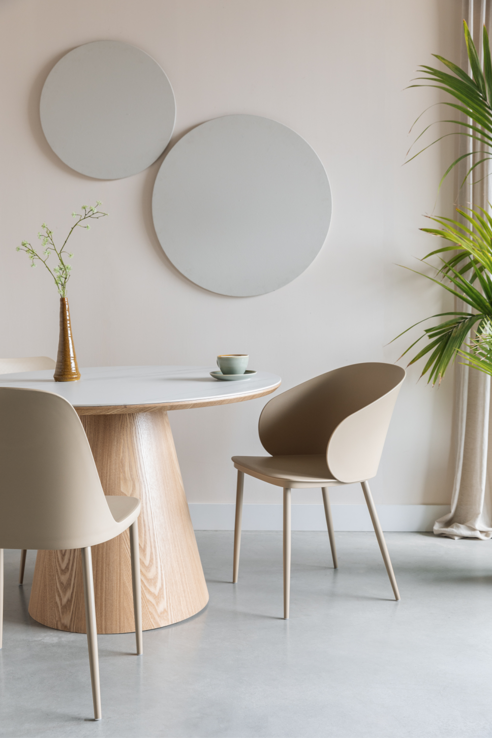 Table à manger ronde en bois