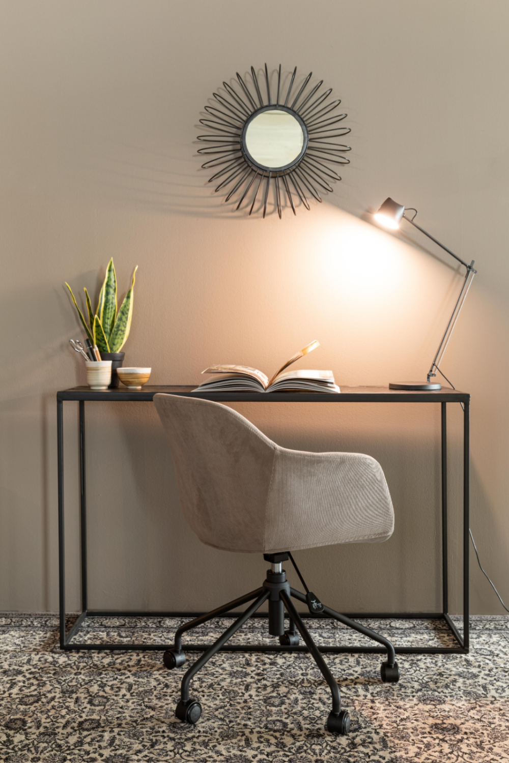 Fauteuil de bureau pivotant rembourré