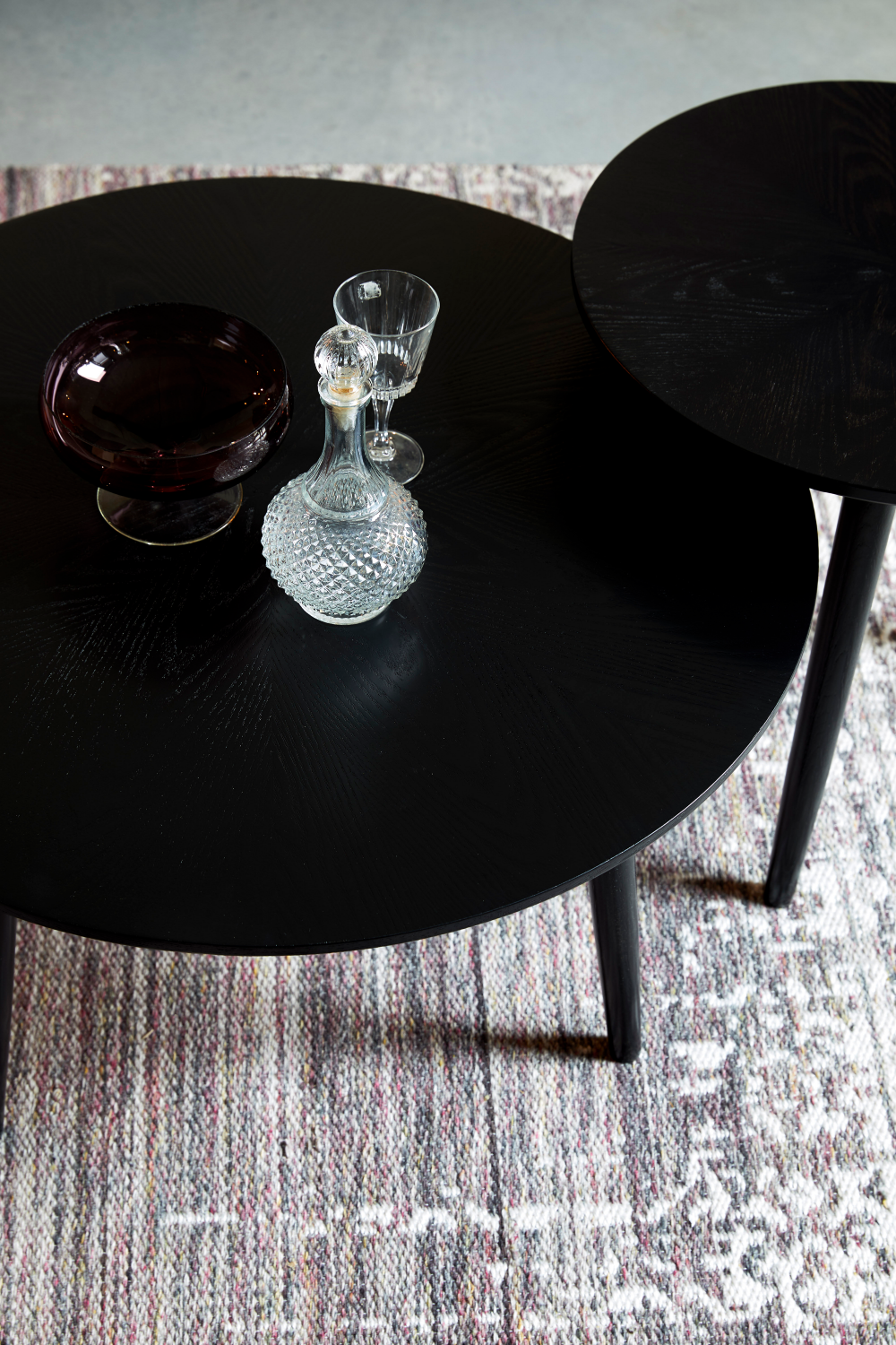 Table d'appoint tripode noire