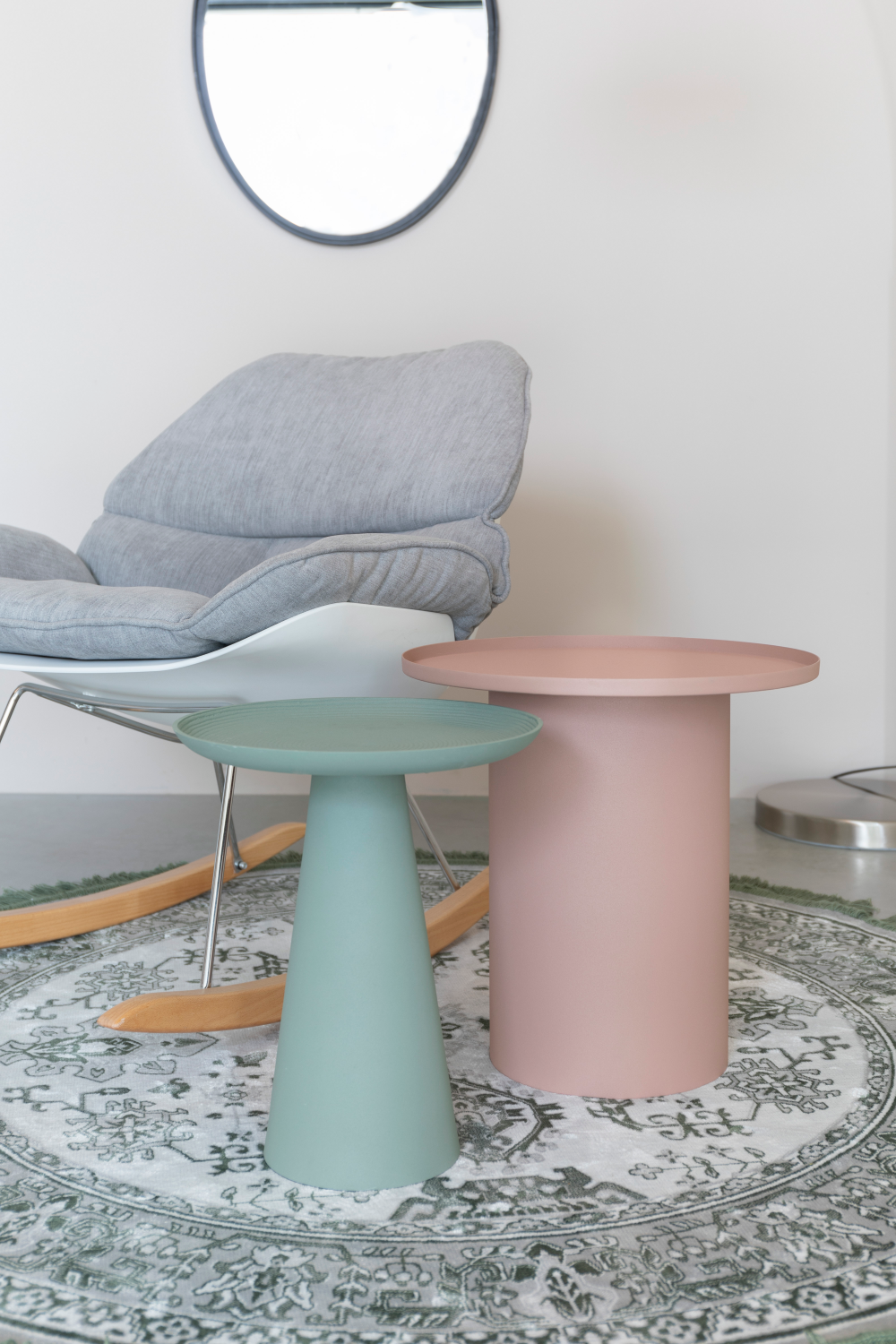Table d'appoint à piédestal moderne M