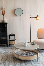 Table d'appoint avec accents en rotin