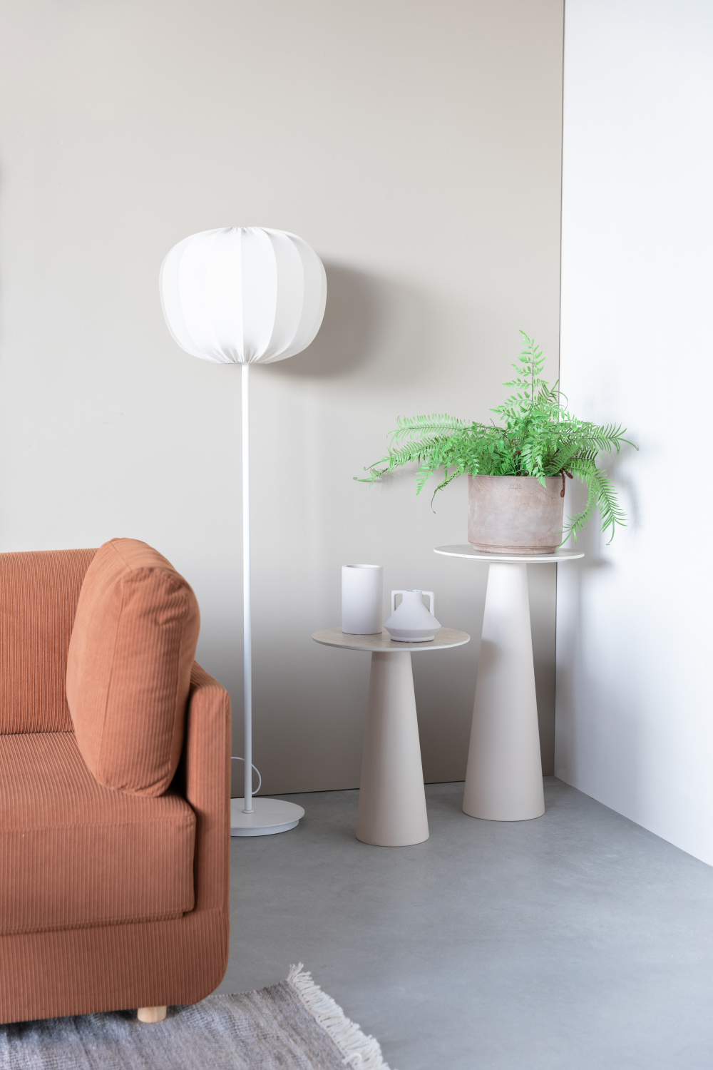 Table d'appoint socle en céramique