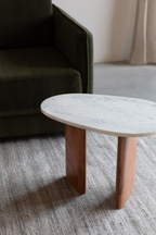 Table d'appoint en bois d'acacia