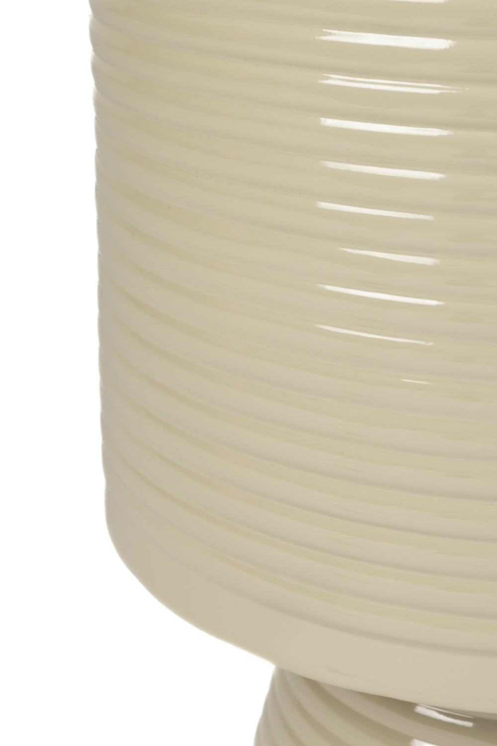 Table d'appoint en fer beige
