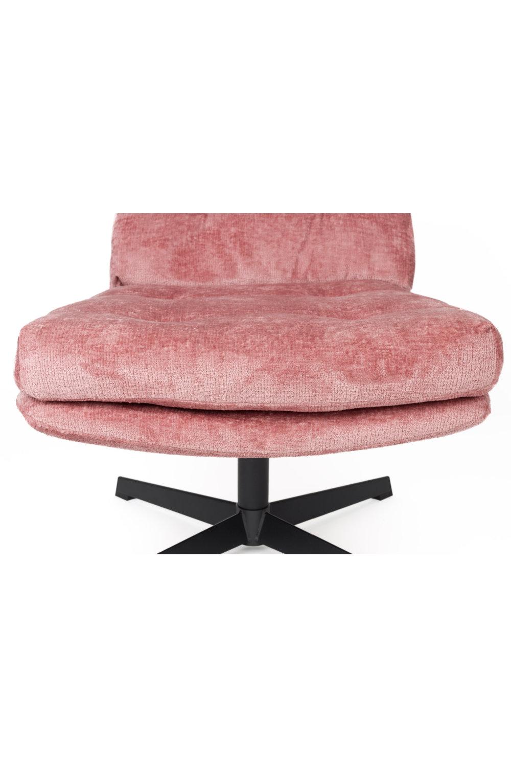 Fauteuil pivotant capitonné à carreaux