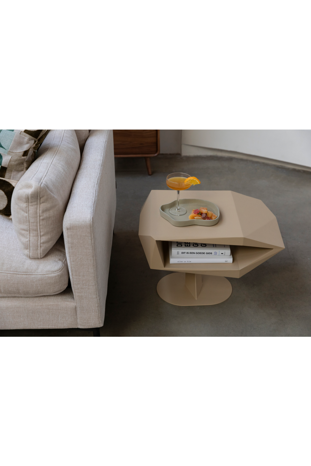 Table d'appoint géométrique moderne