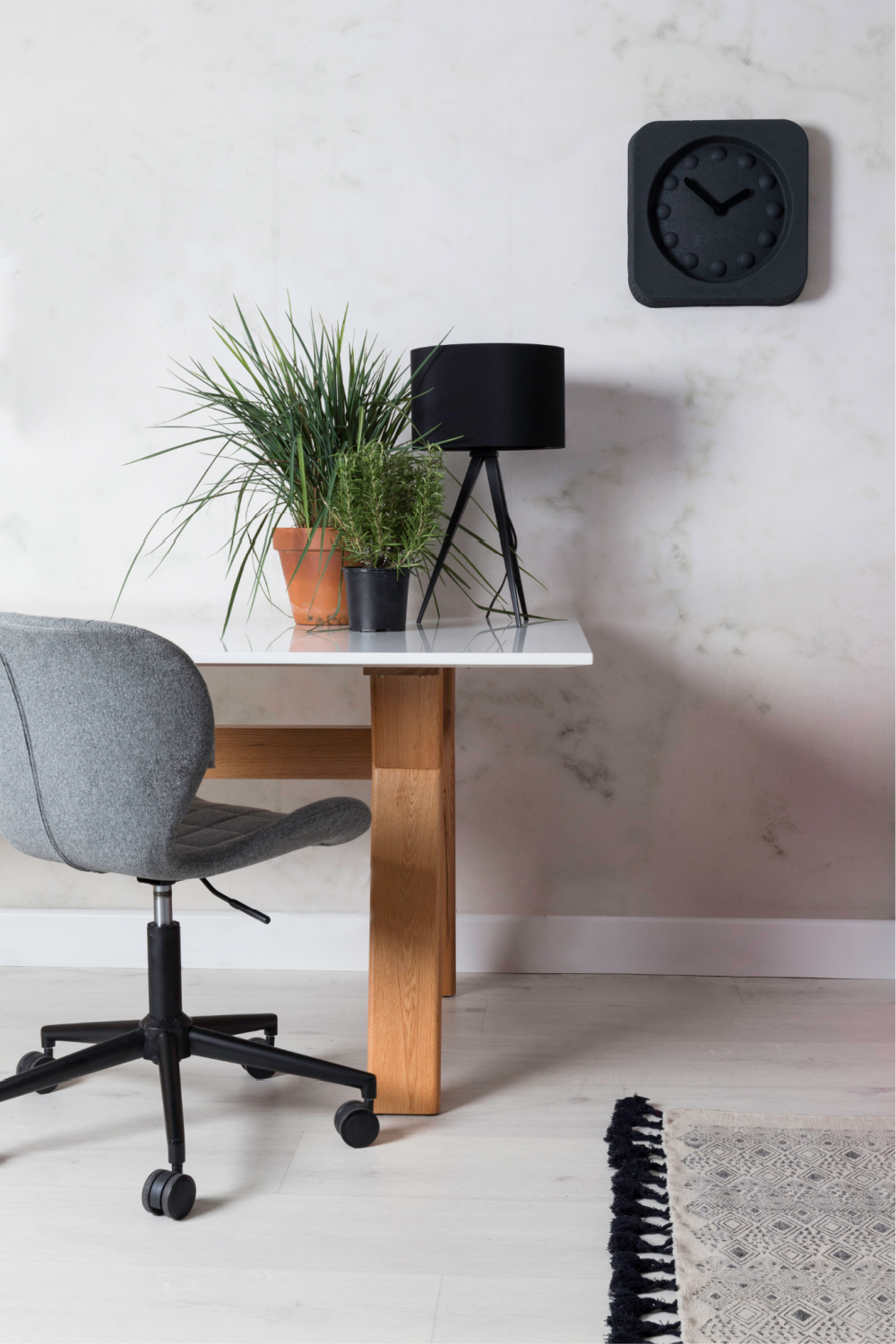 Chaise de bureau matelassée et réglable