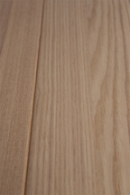 Table à manger en bois laqué (G)
