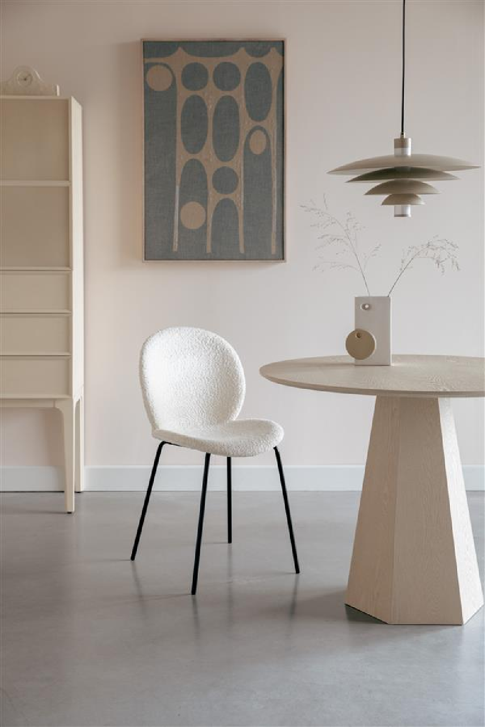 Table ronde piédestal en frêne