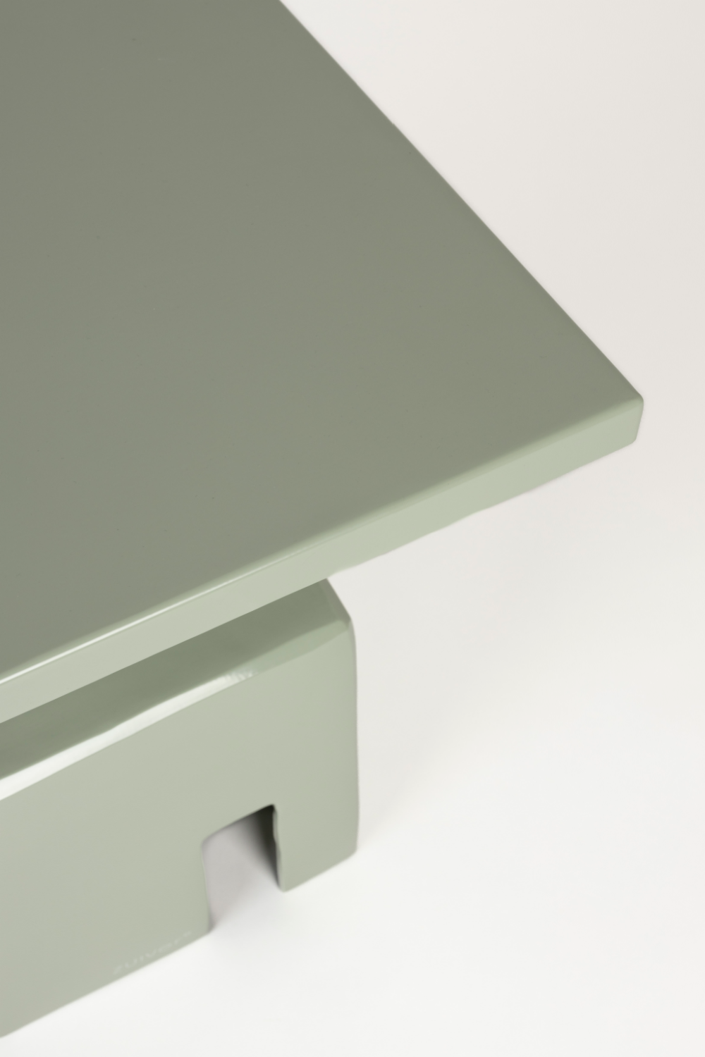 Table d'appoint carrée en fer